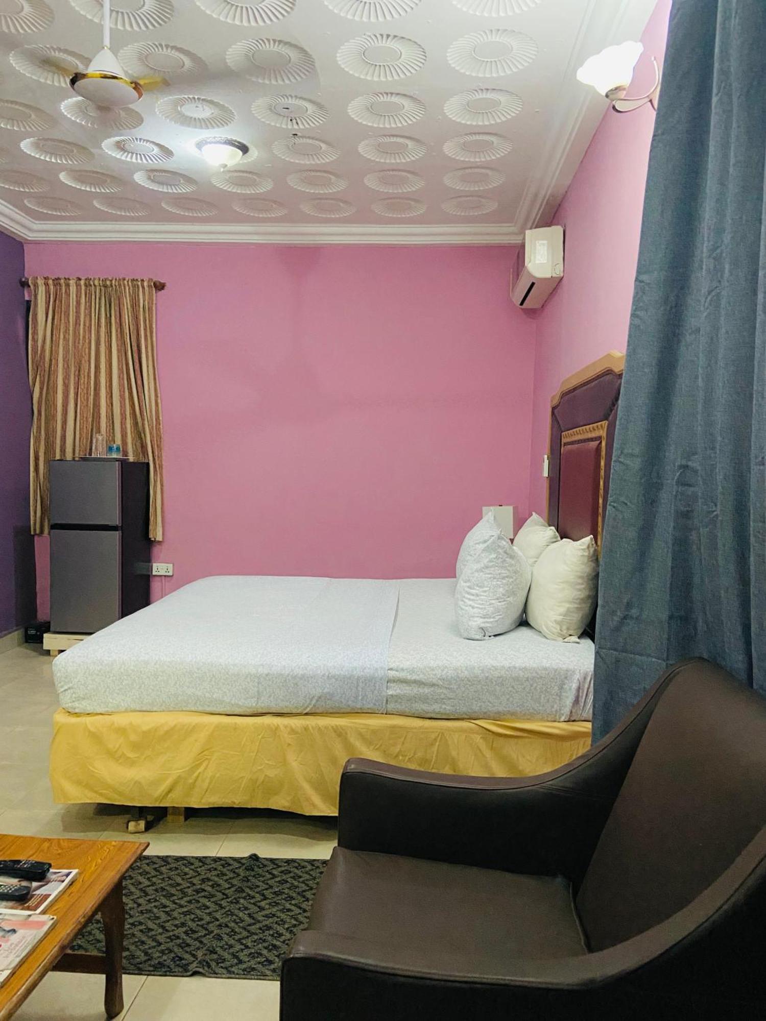 Heaven Gate Hotel Accra Bagian luar foto