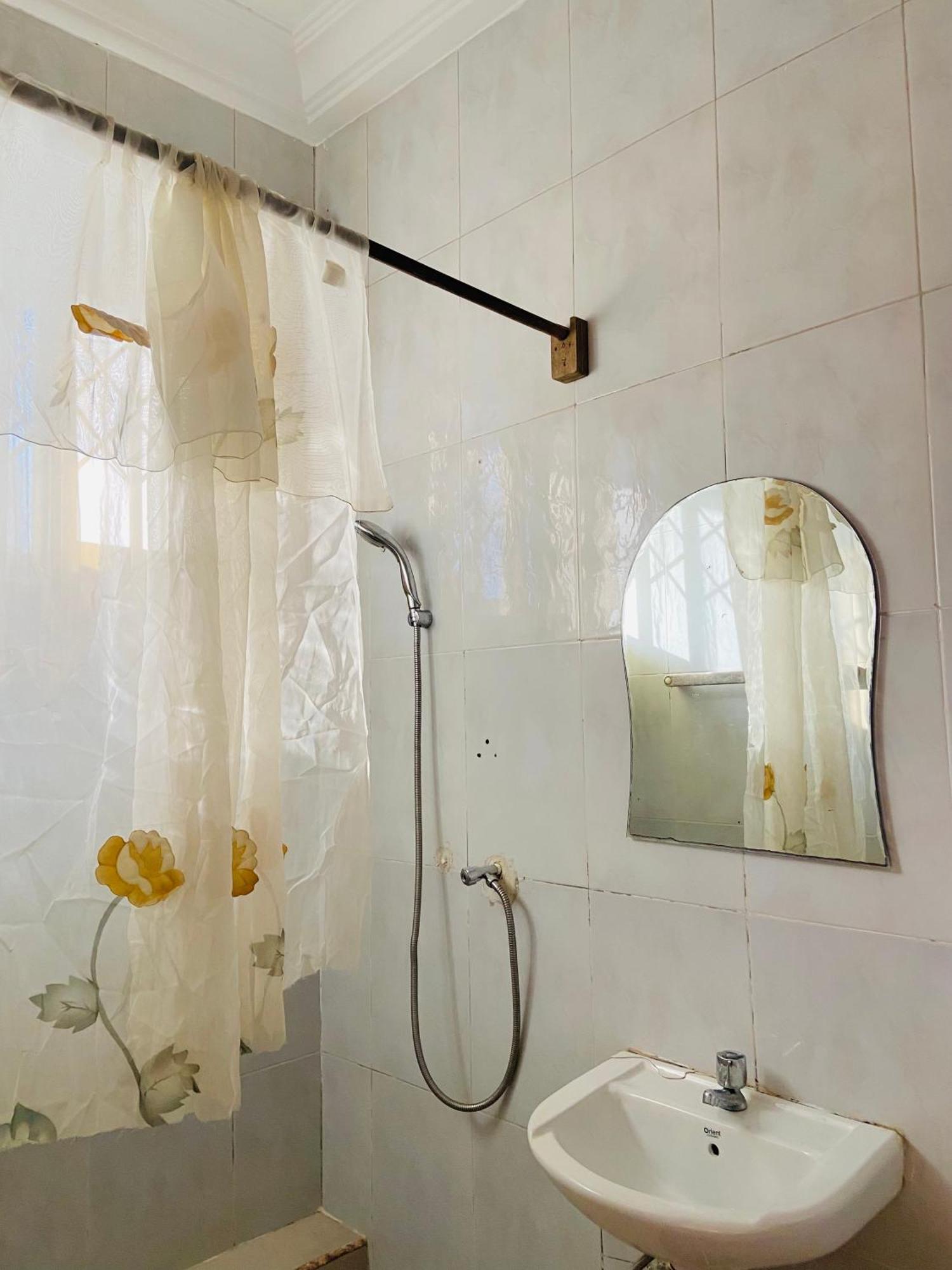 Heaven Gate Hotel Accra Bagian luar foto